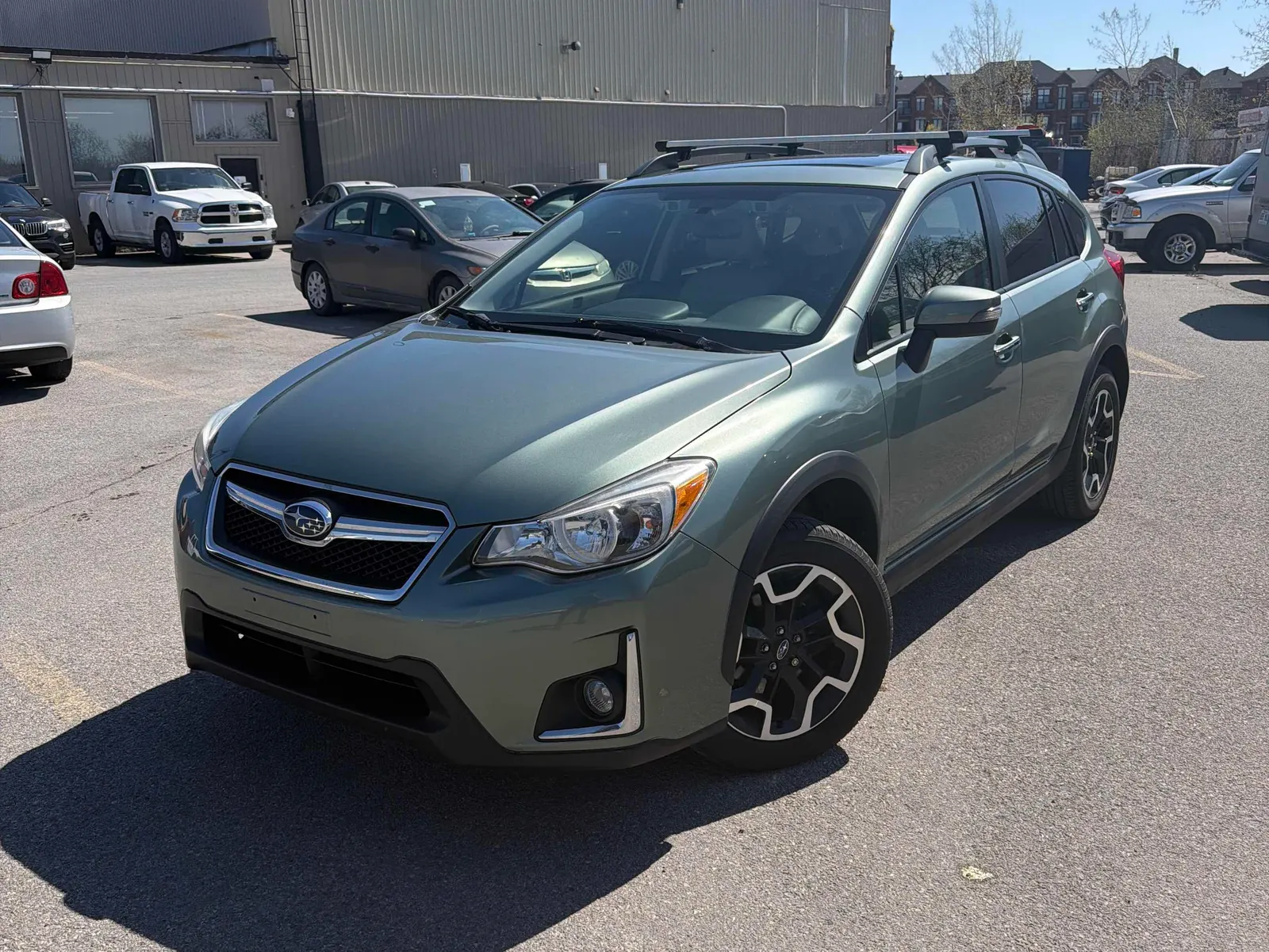 3/4 Front (Main image)