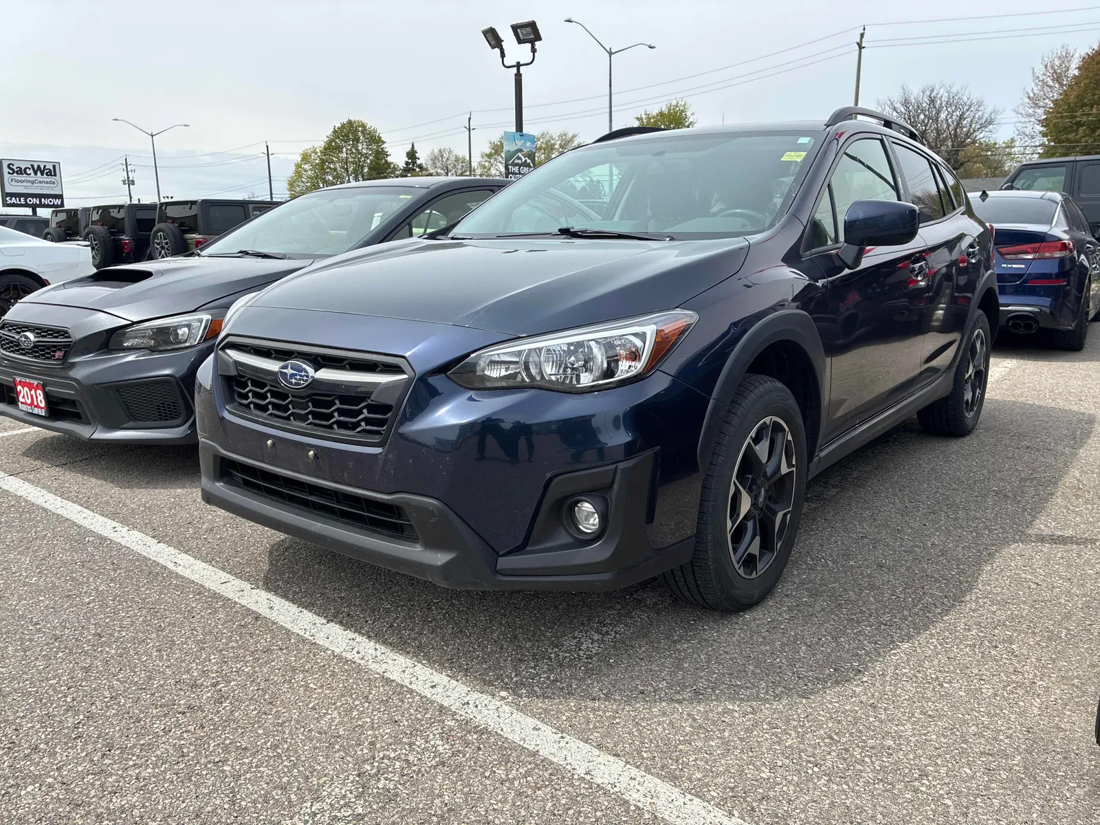3/4 Front (Main image)