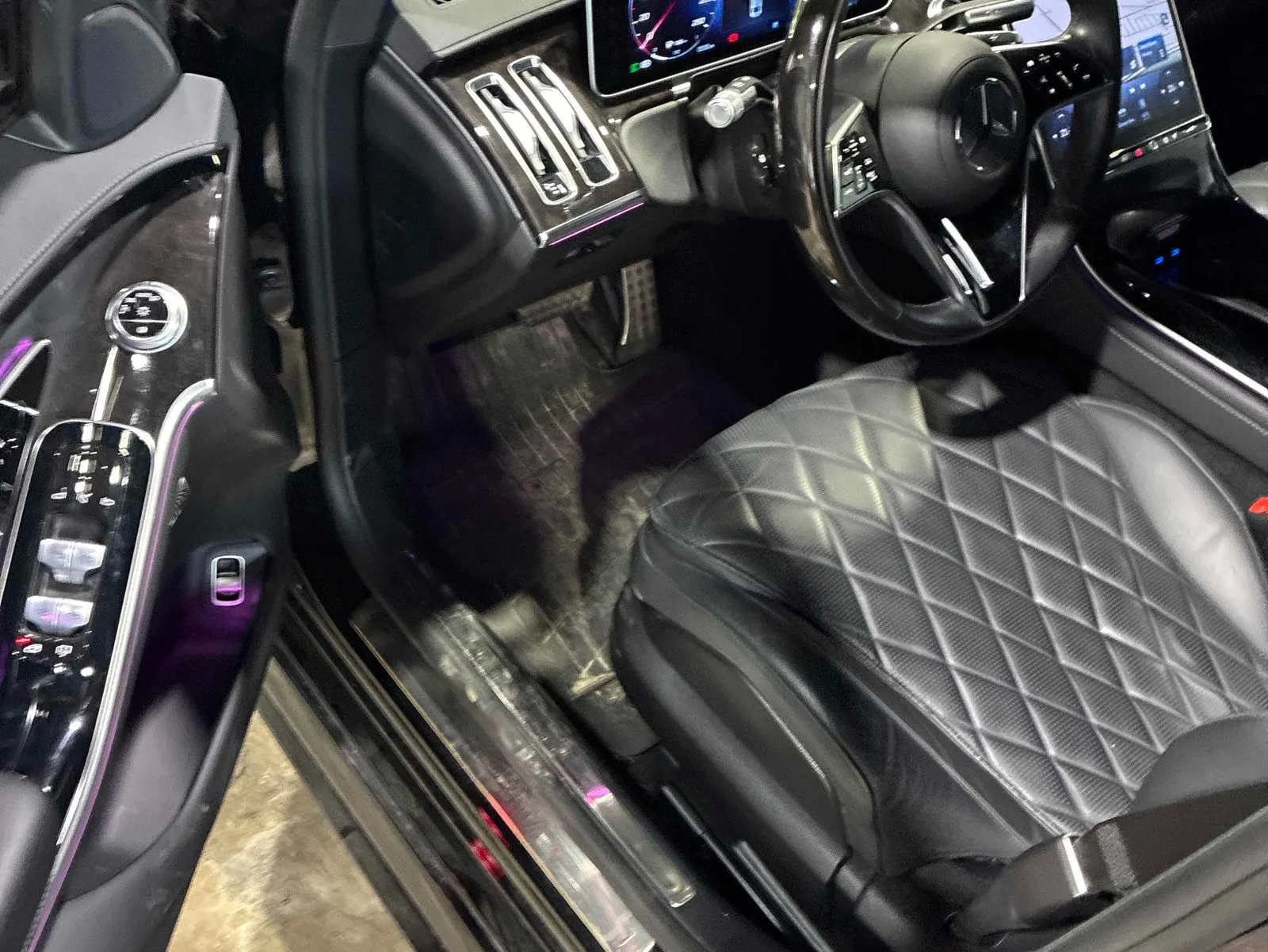 Interior driver side