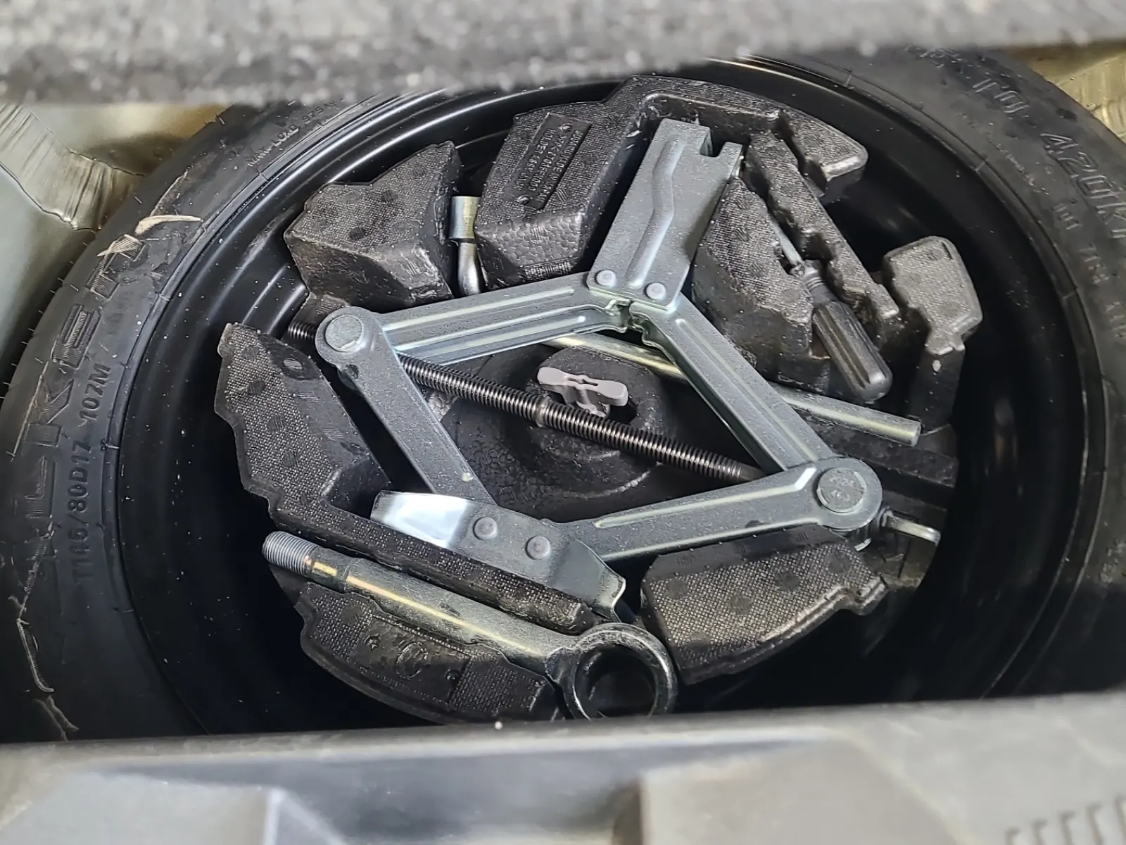 Spare Tire & Wheel Photo