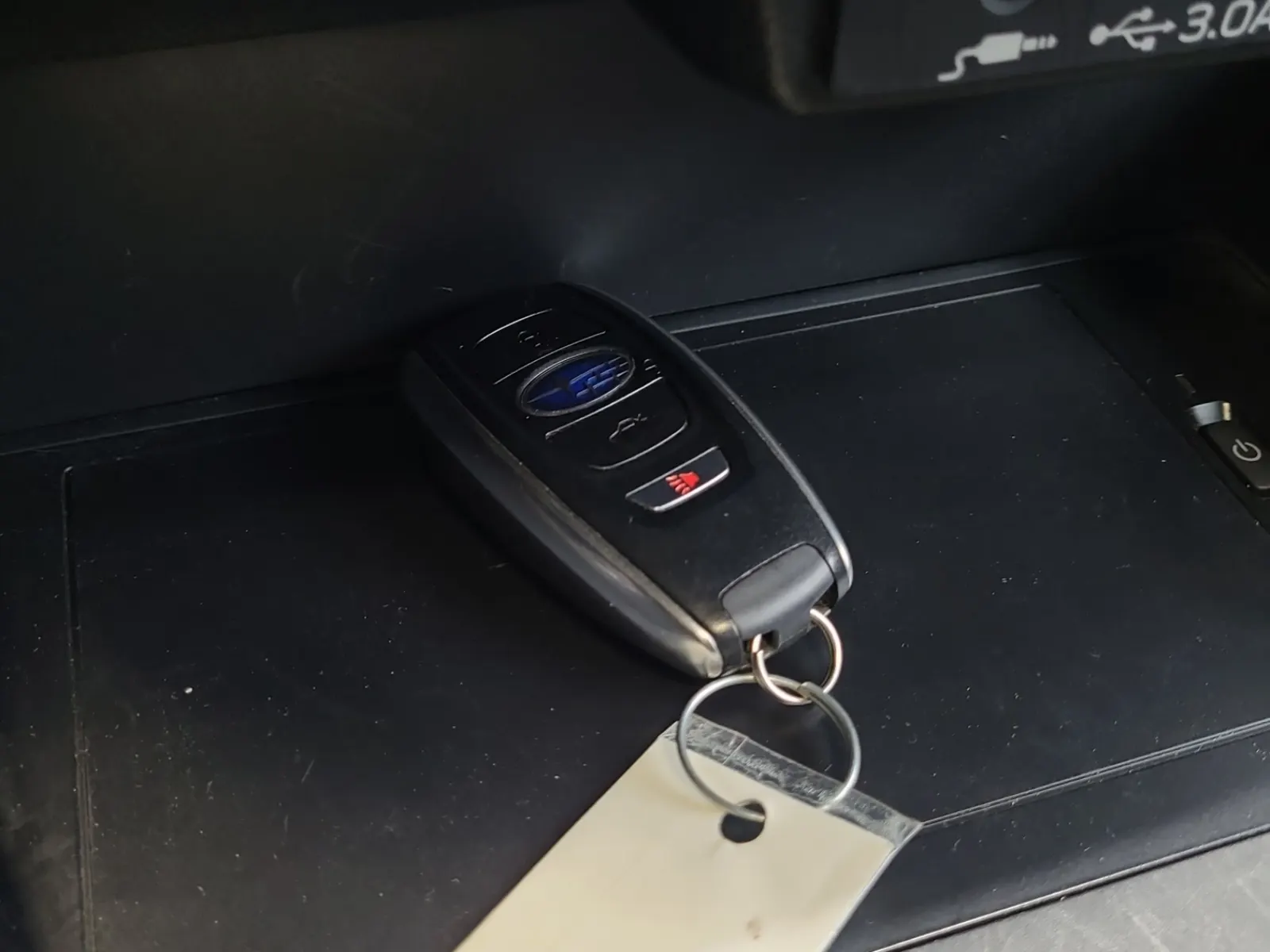 Keys/Fobs/Manual Photo