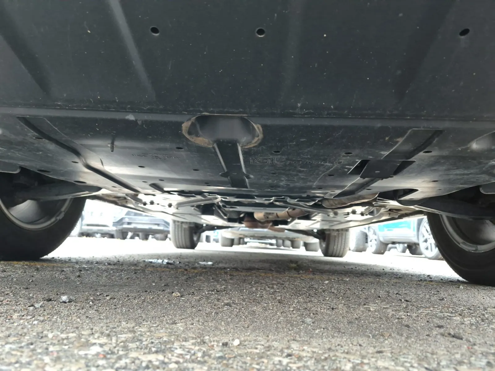Undercarriage - Front Photo