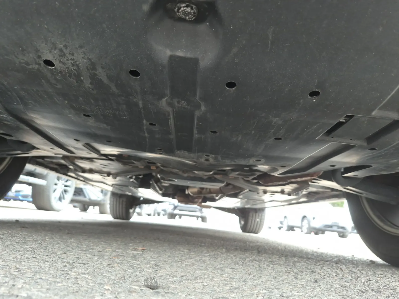Undercarriage - Front Photo