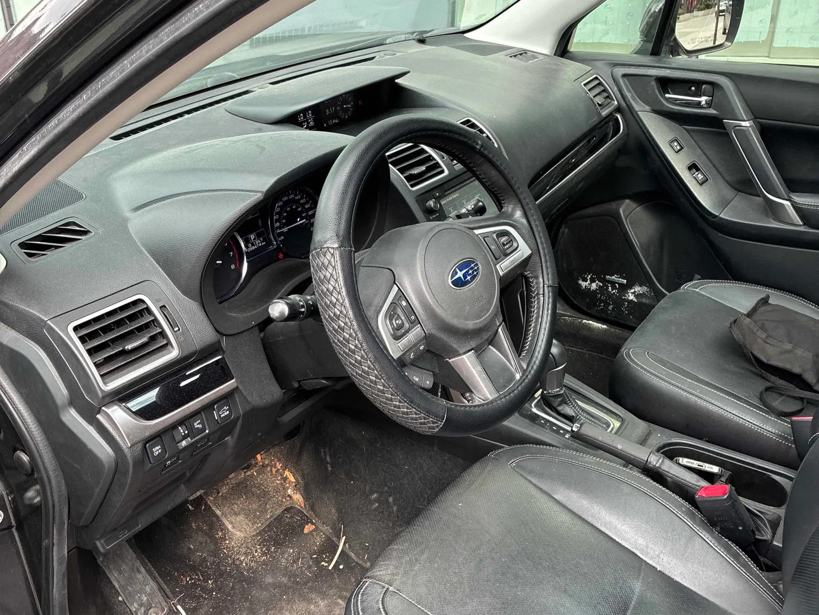 Interior driver side