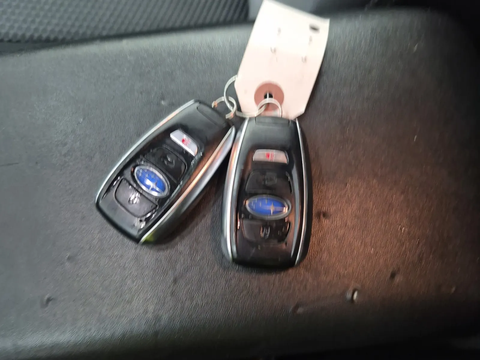 Keys/Fobs/Manual Photo