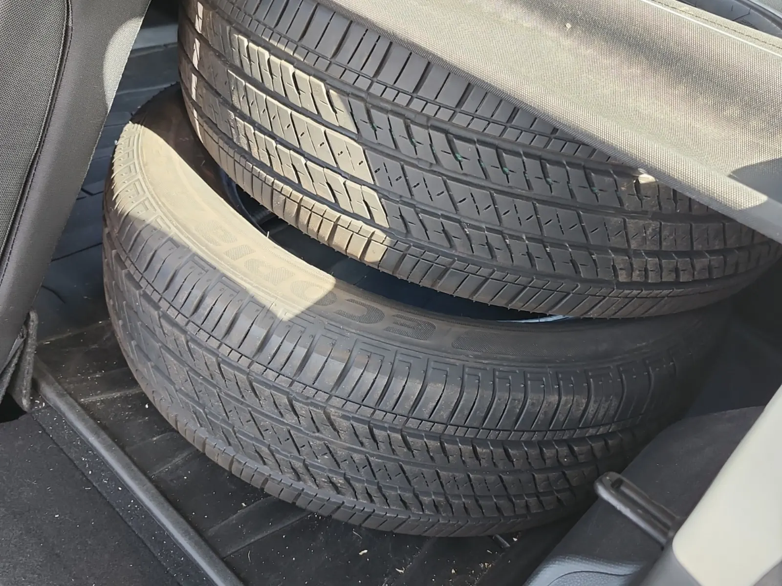 Spare Tire & Wheel Photo