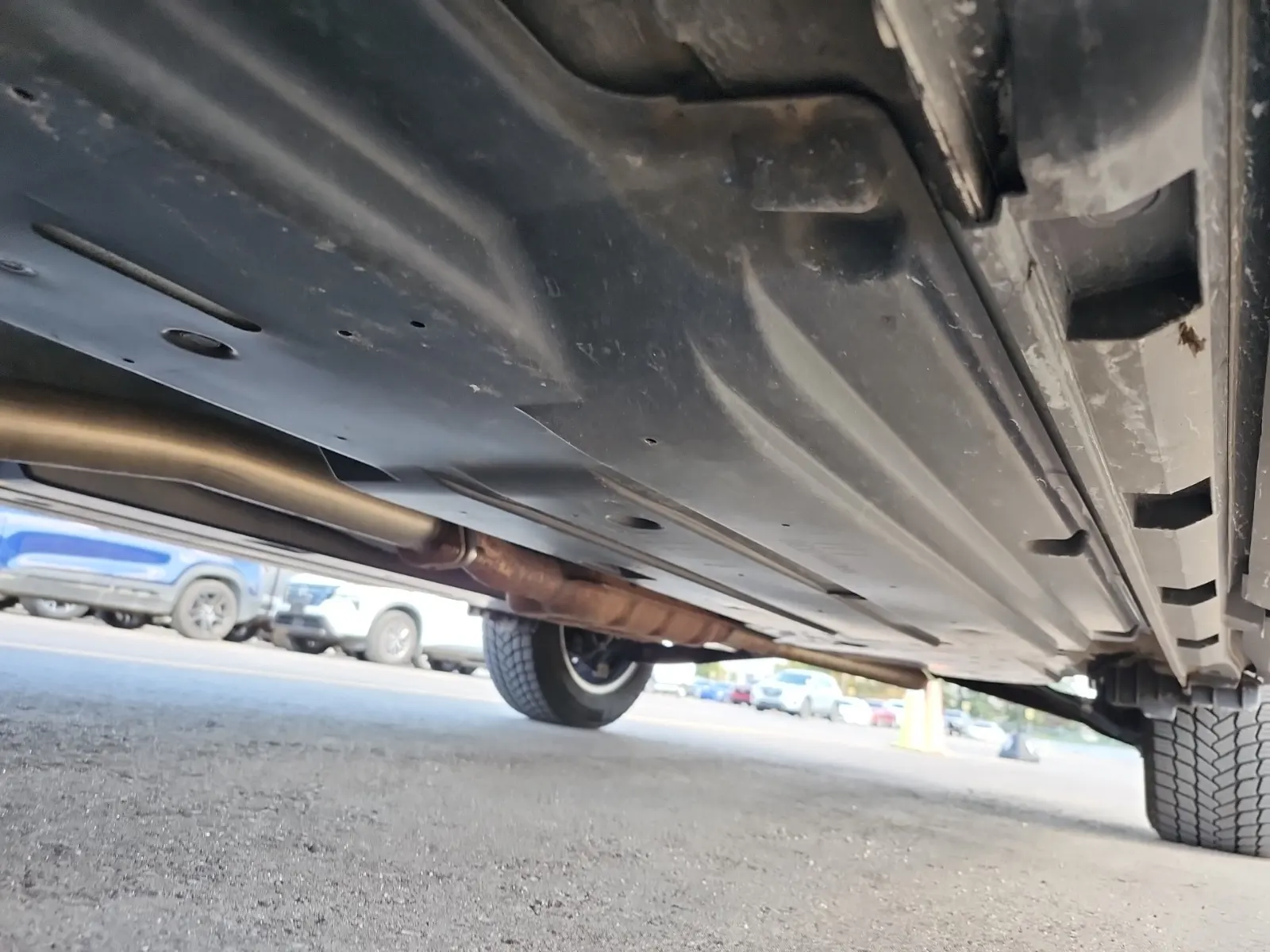 Undercarriage - Driver Photo