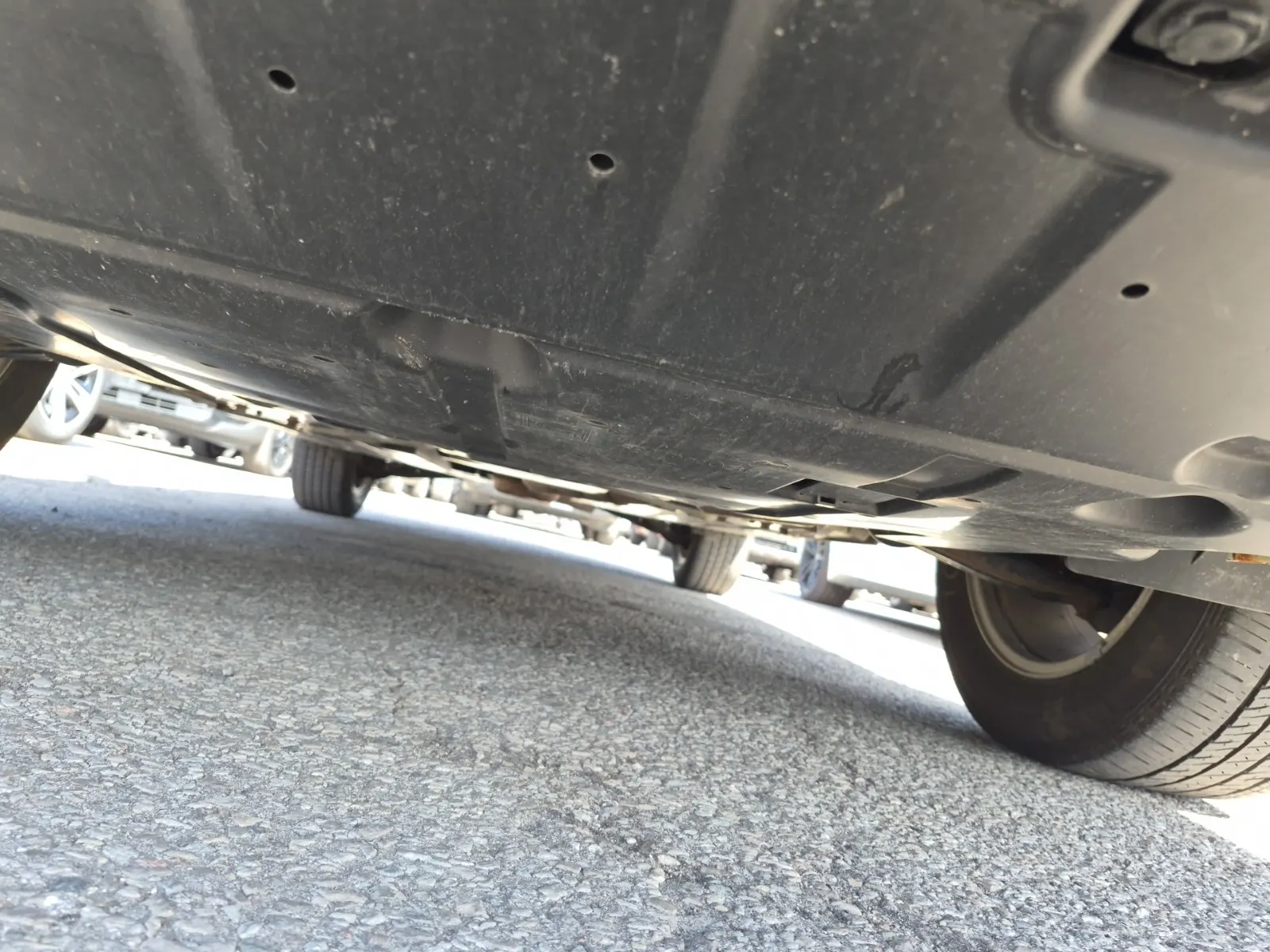 Undercarriage - Front Photo