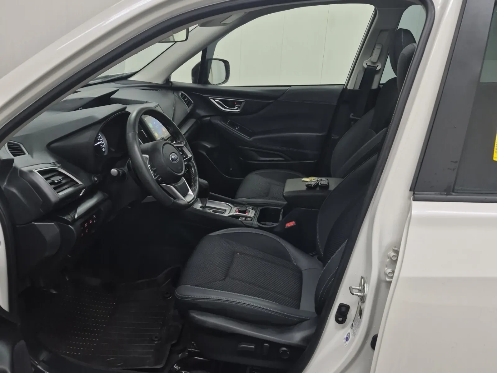 Front Interior Photo