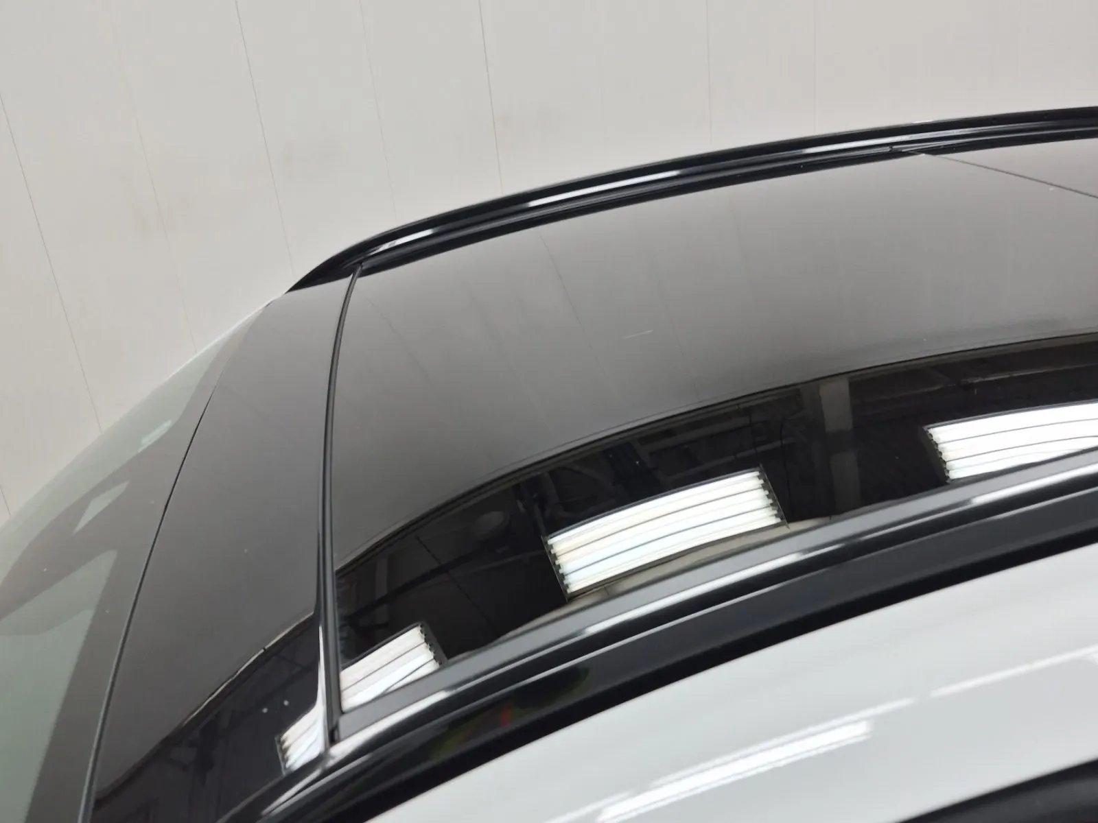 Exterior Roof Photo