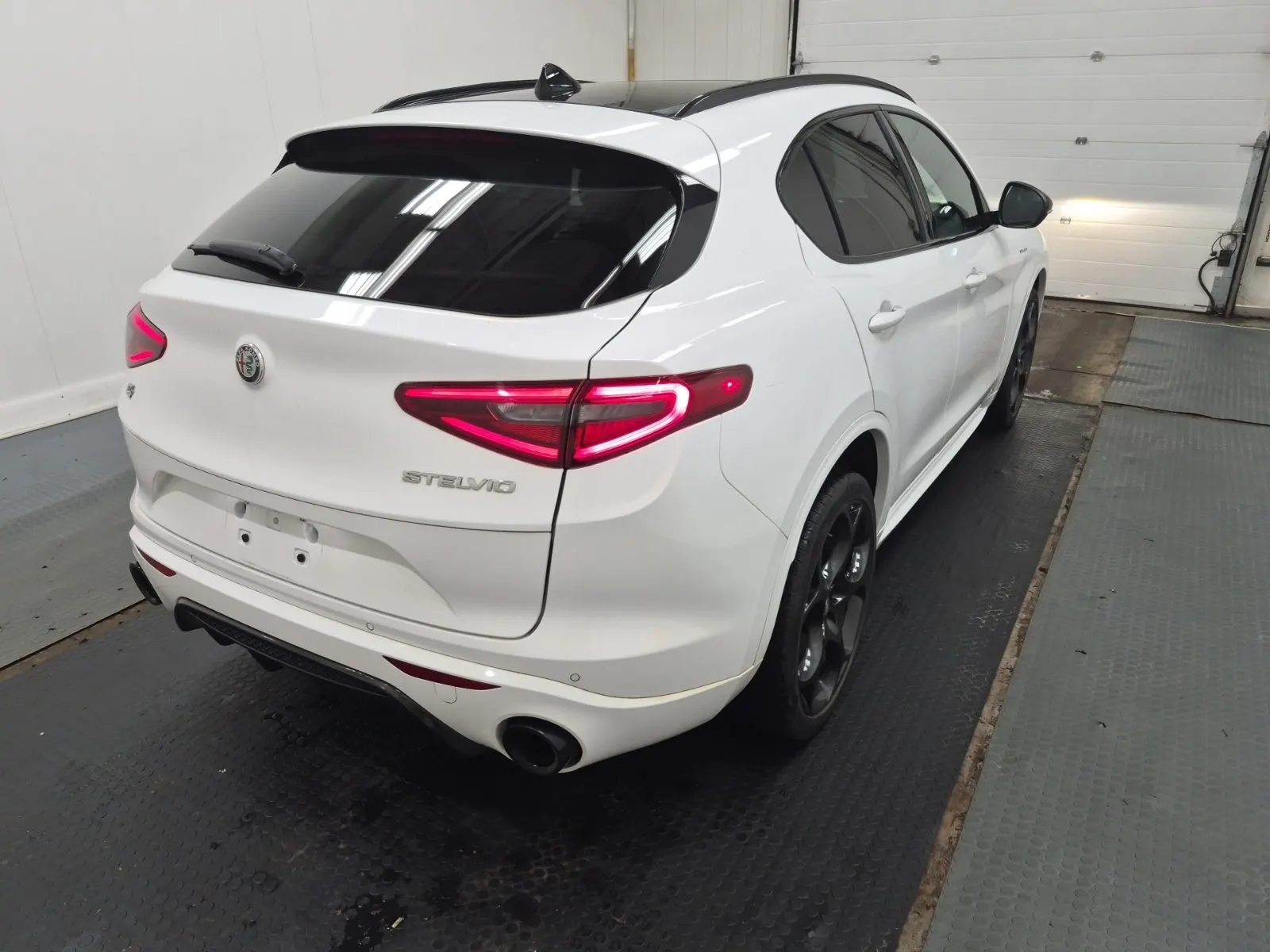 Passenger Rear 3/4 Photo