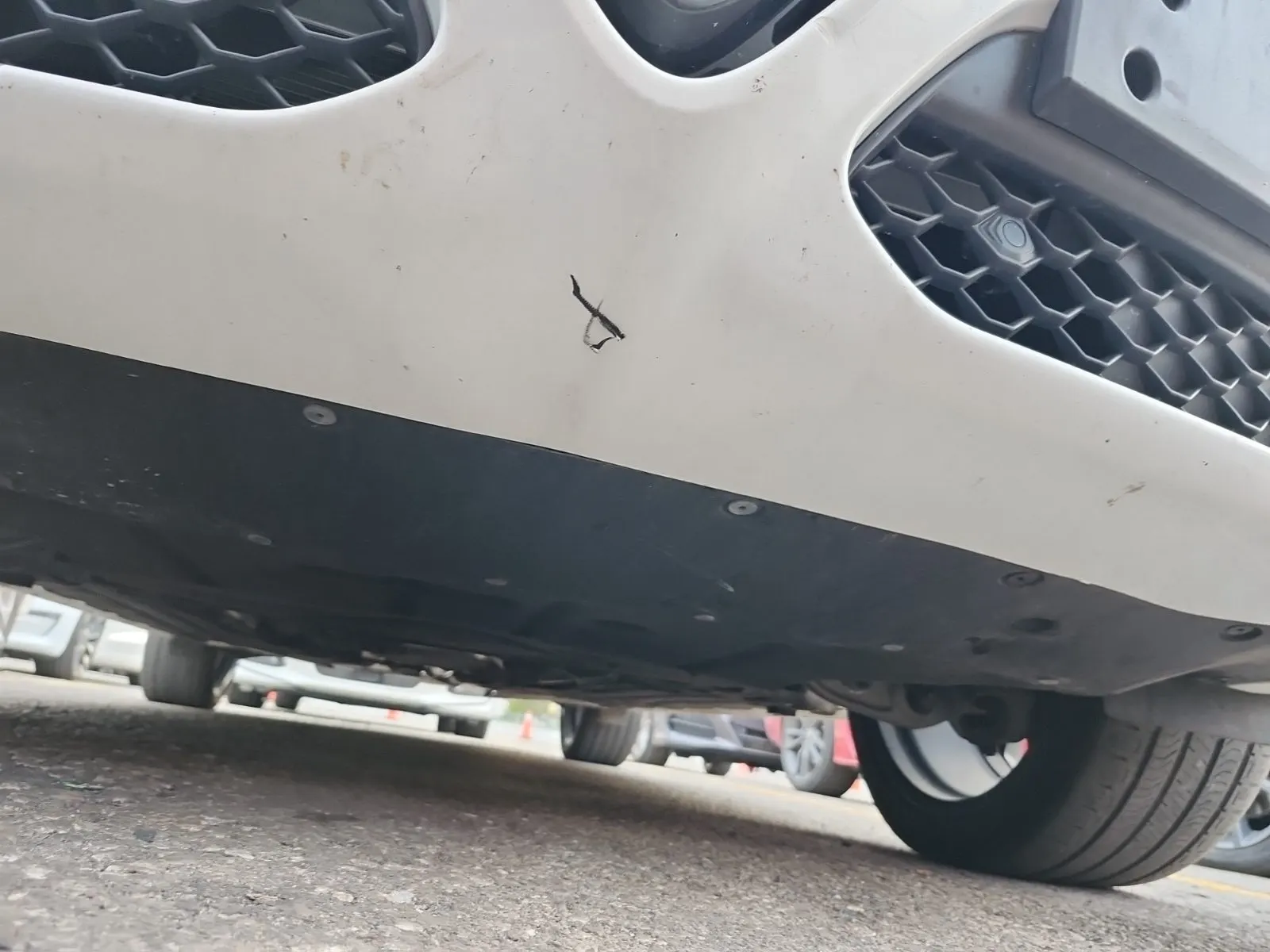 Undercarriage - Front Photo
