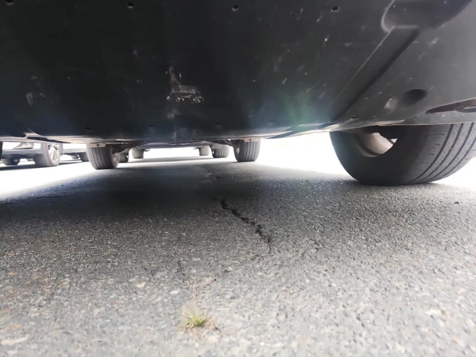 Undercarriage - Front Photo
