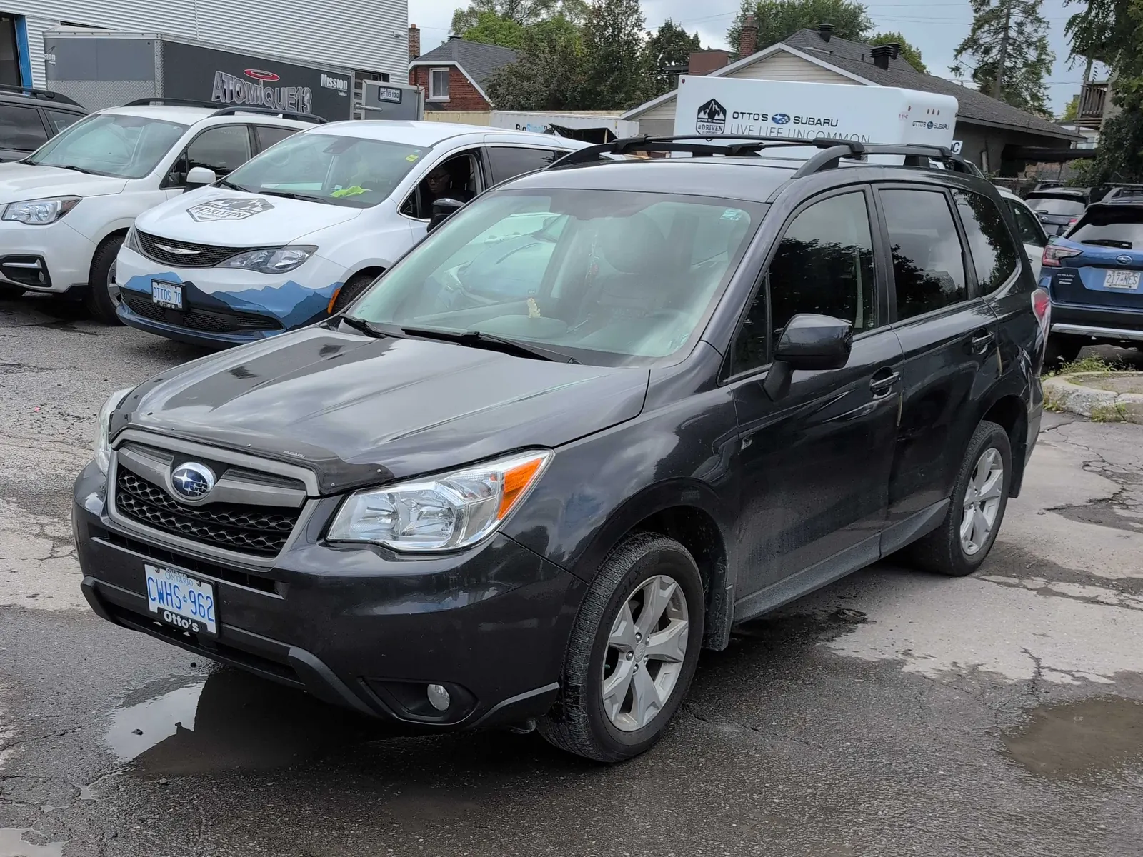 3/4 Front (Main image)