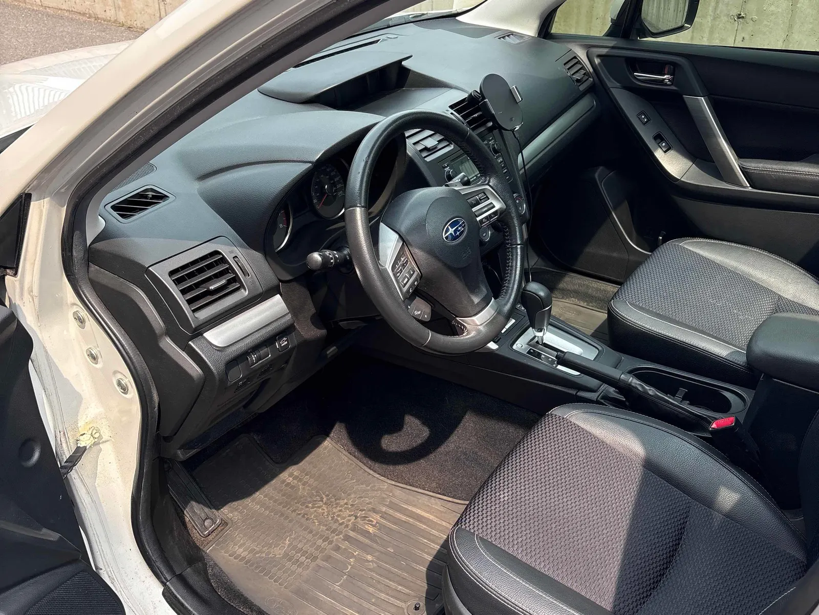 Interior driver side