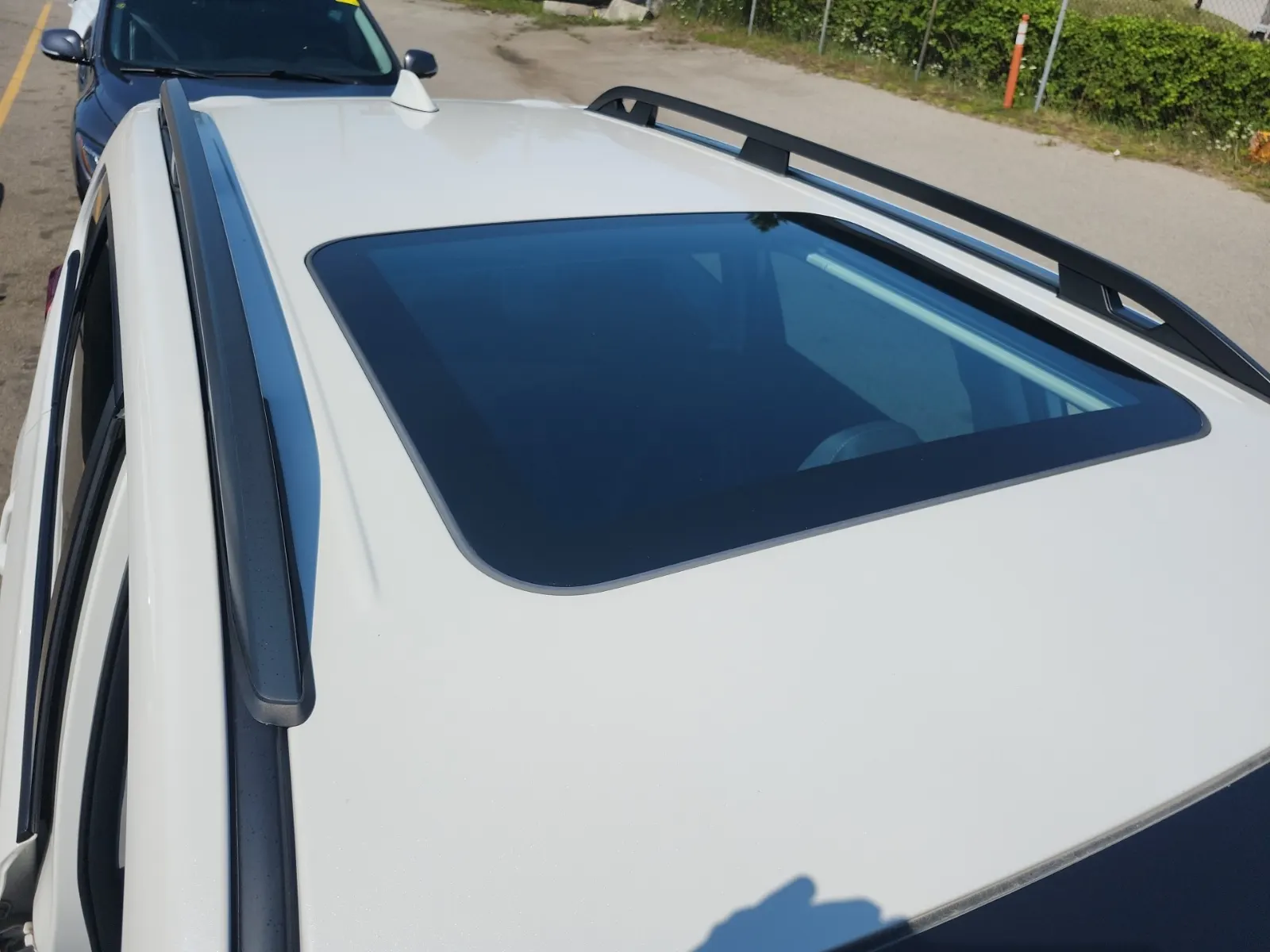 Exterior Roof Photo