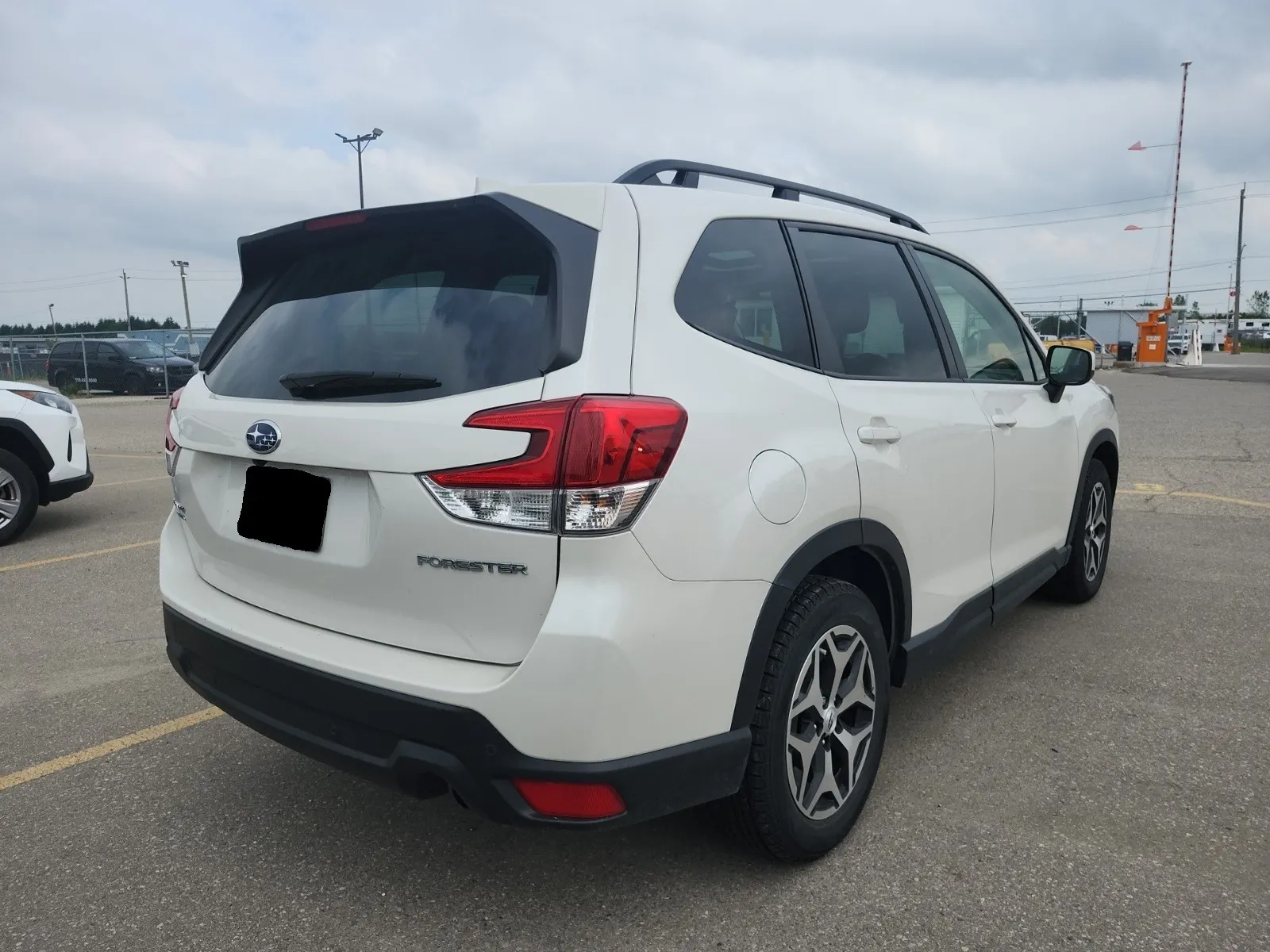 Passenger Rear 3/4 Photo