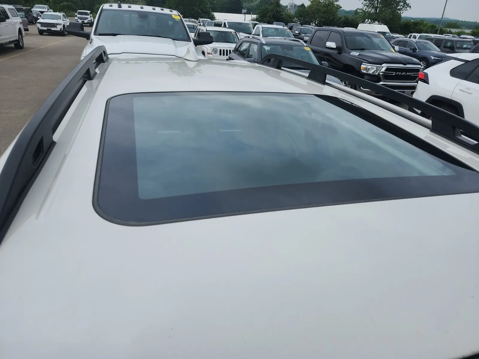 Exterior Roof Photo