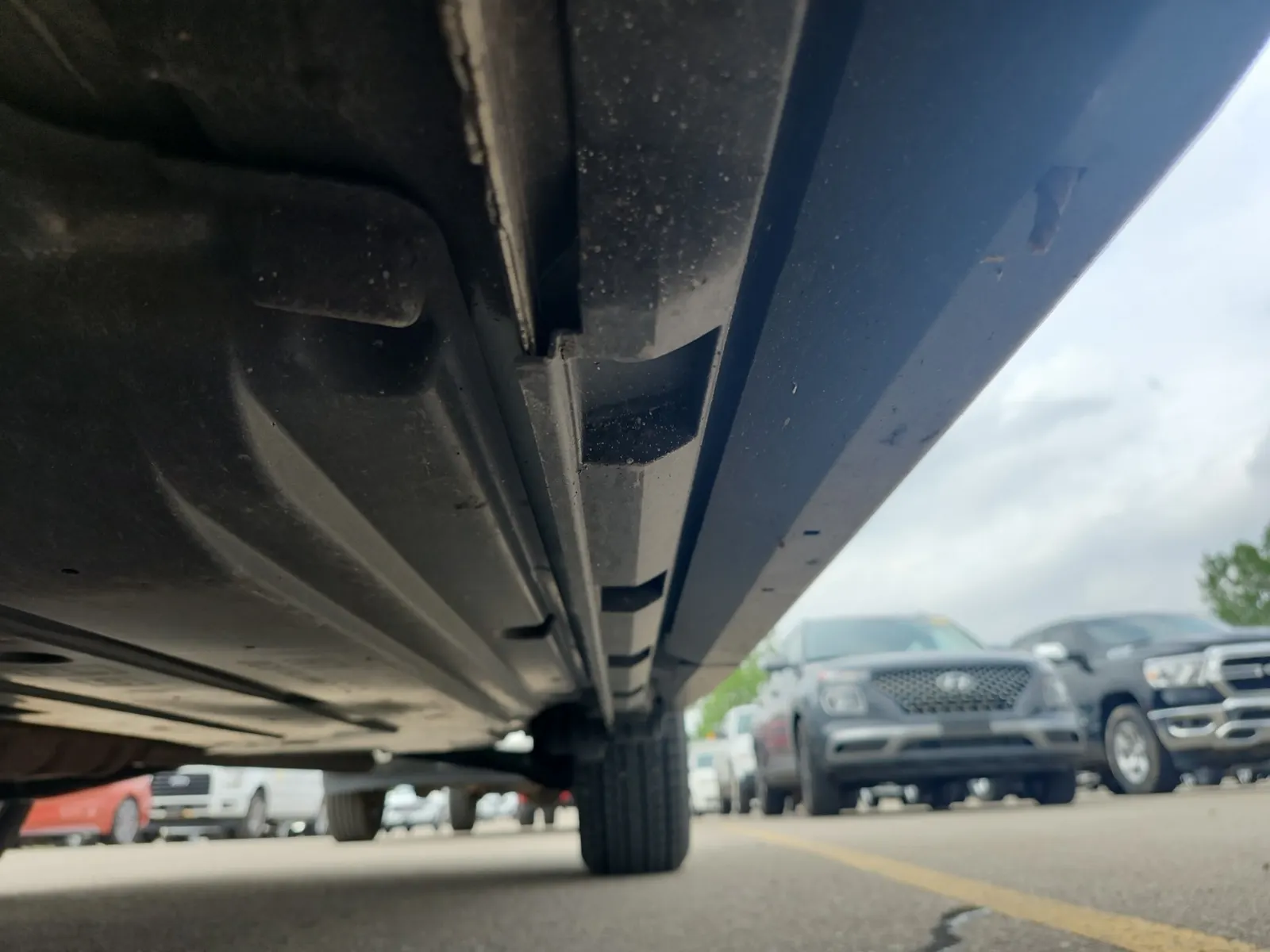 Undercarriage - Driver Photo