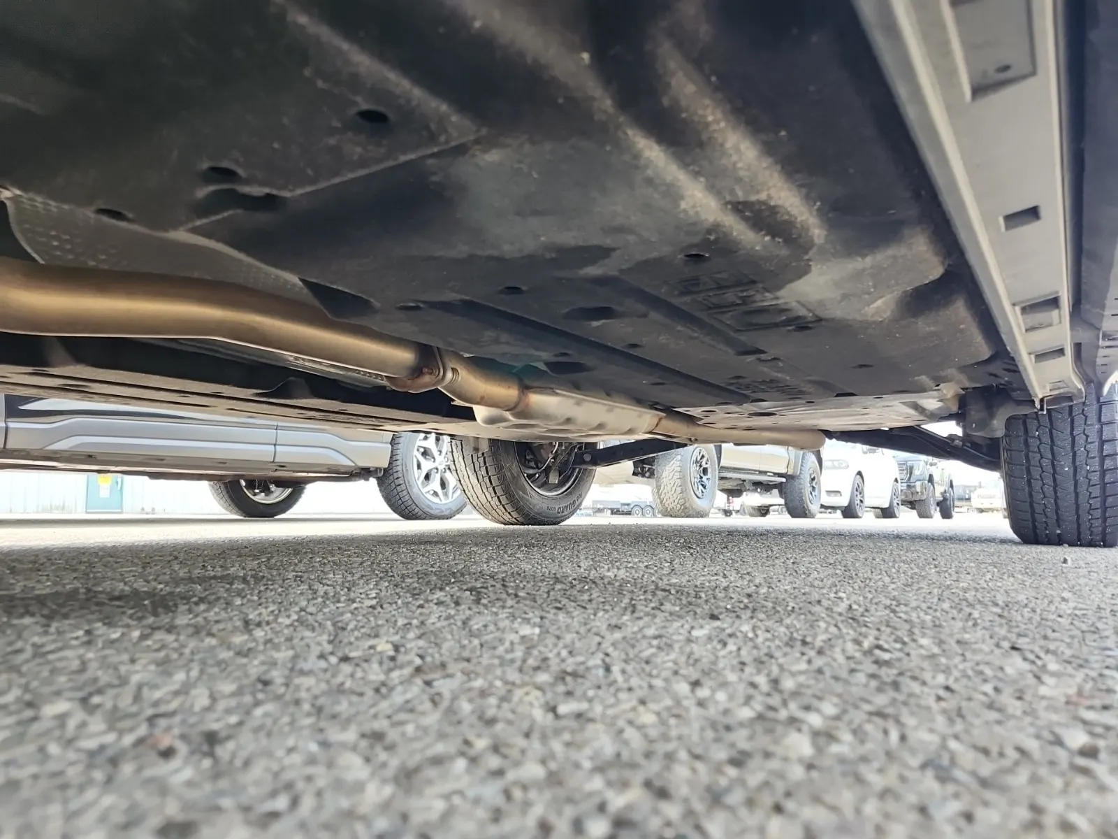 Undercarriage - Driver Photo