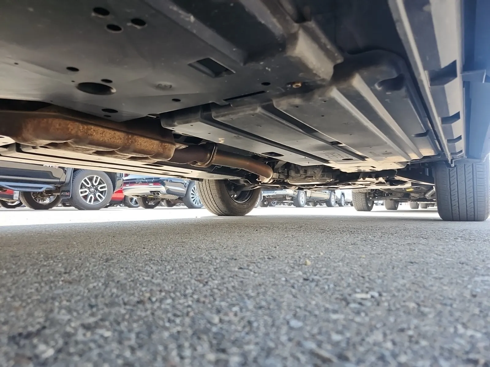 Undercarriage - Passenger Photo