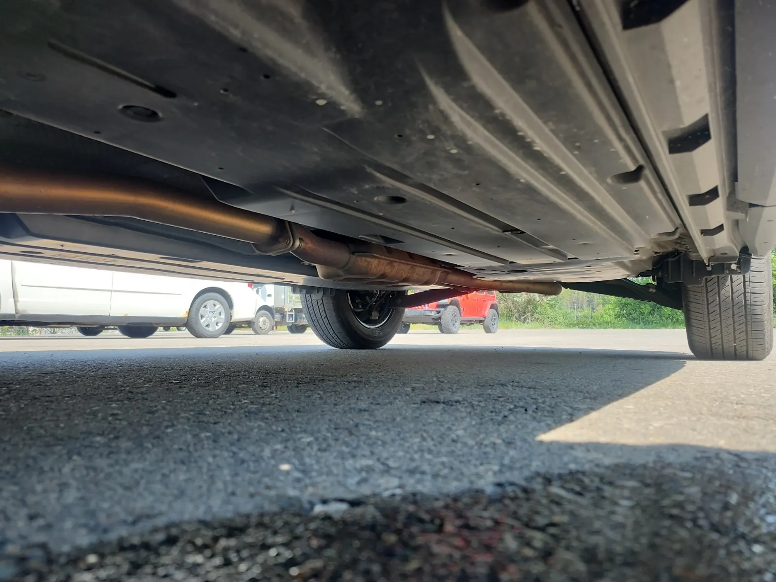 Undercarriage - Driver Photo