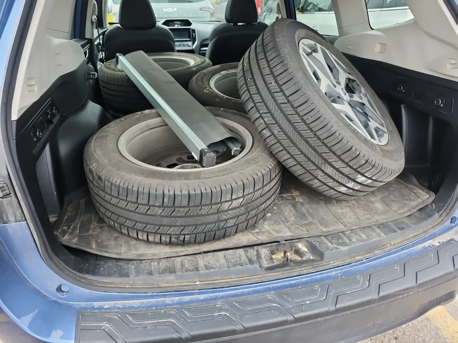 Spare Tire & Wheel Photo