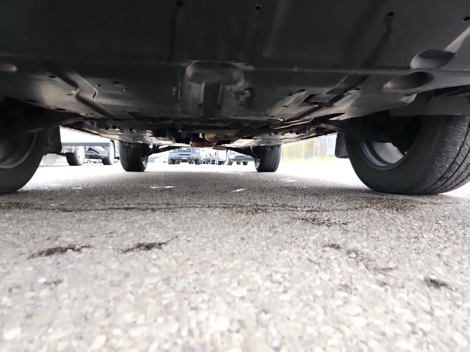 Undercarriage - Front Photo