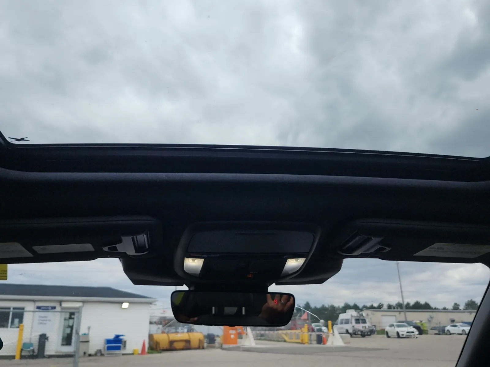 Interior Roof Photo