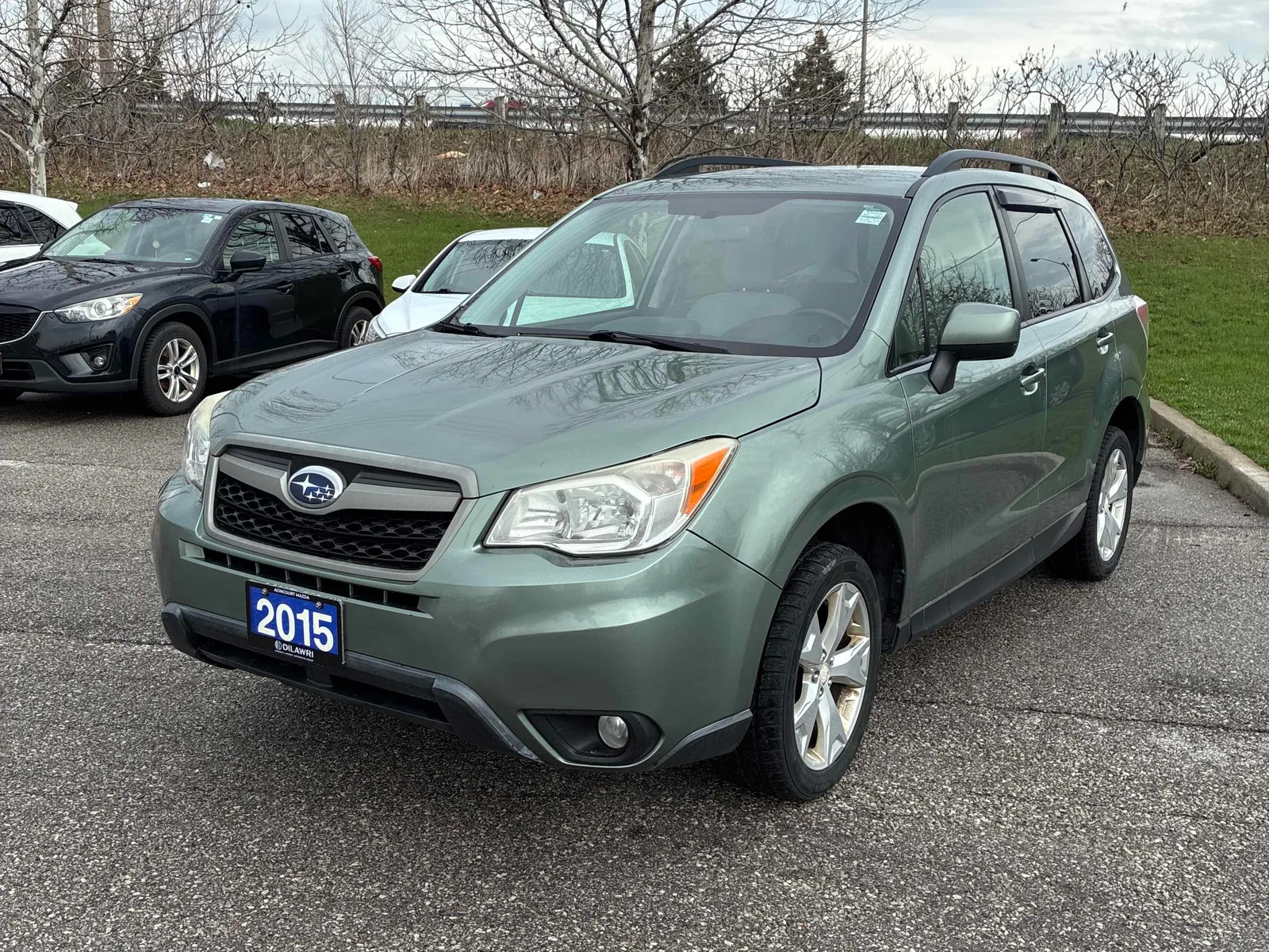 3/4 Front (Main image)