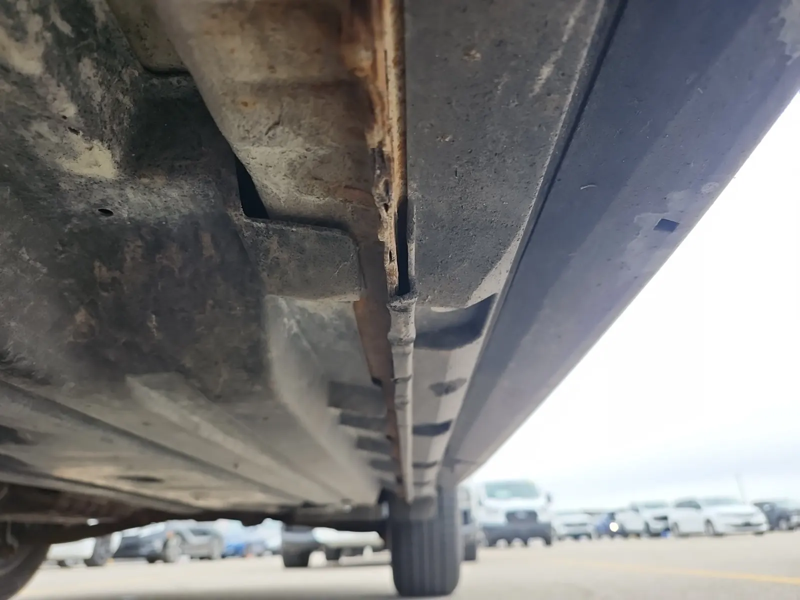 Undercarriage - Driver Photo