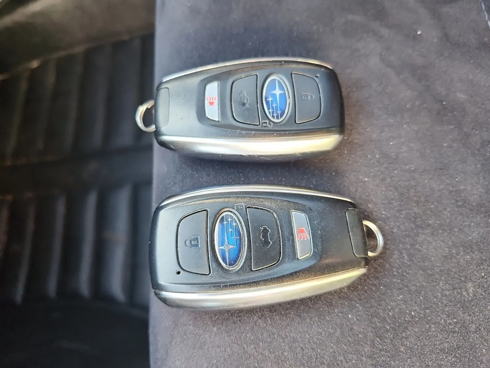 Keys/Fobs/Manual Photo