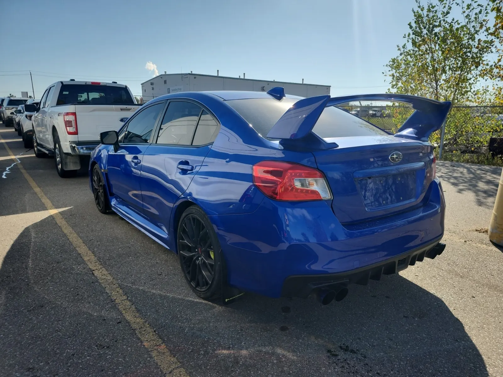 Driver Rear 3/4 Photo