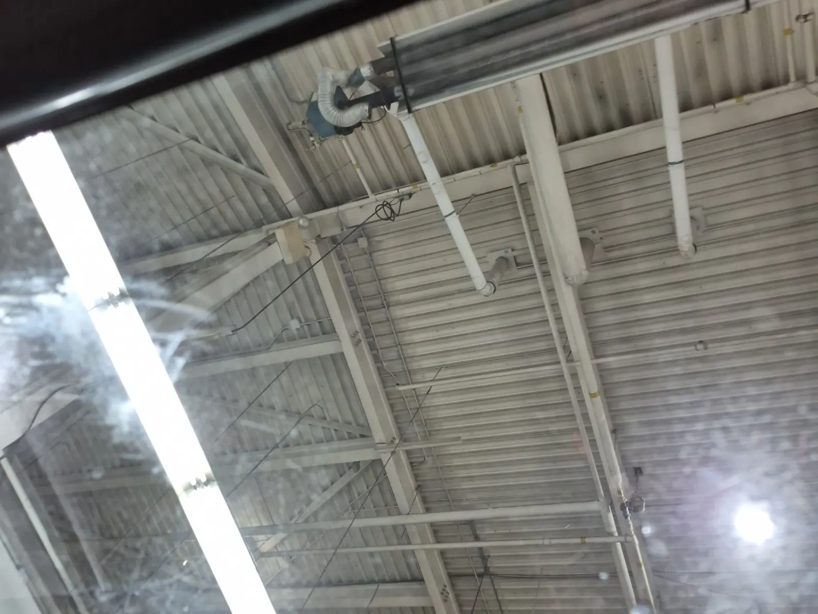 Interior Roof Photo
