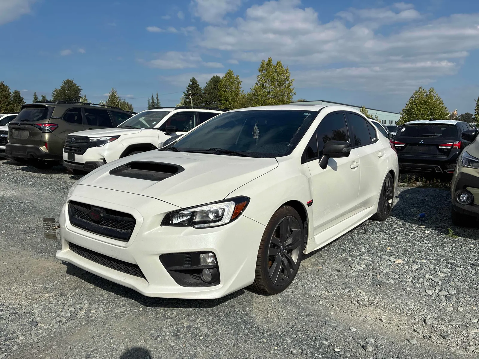 3/4 Front (Main image)