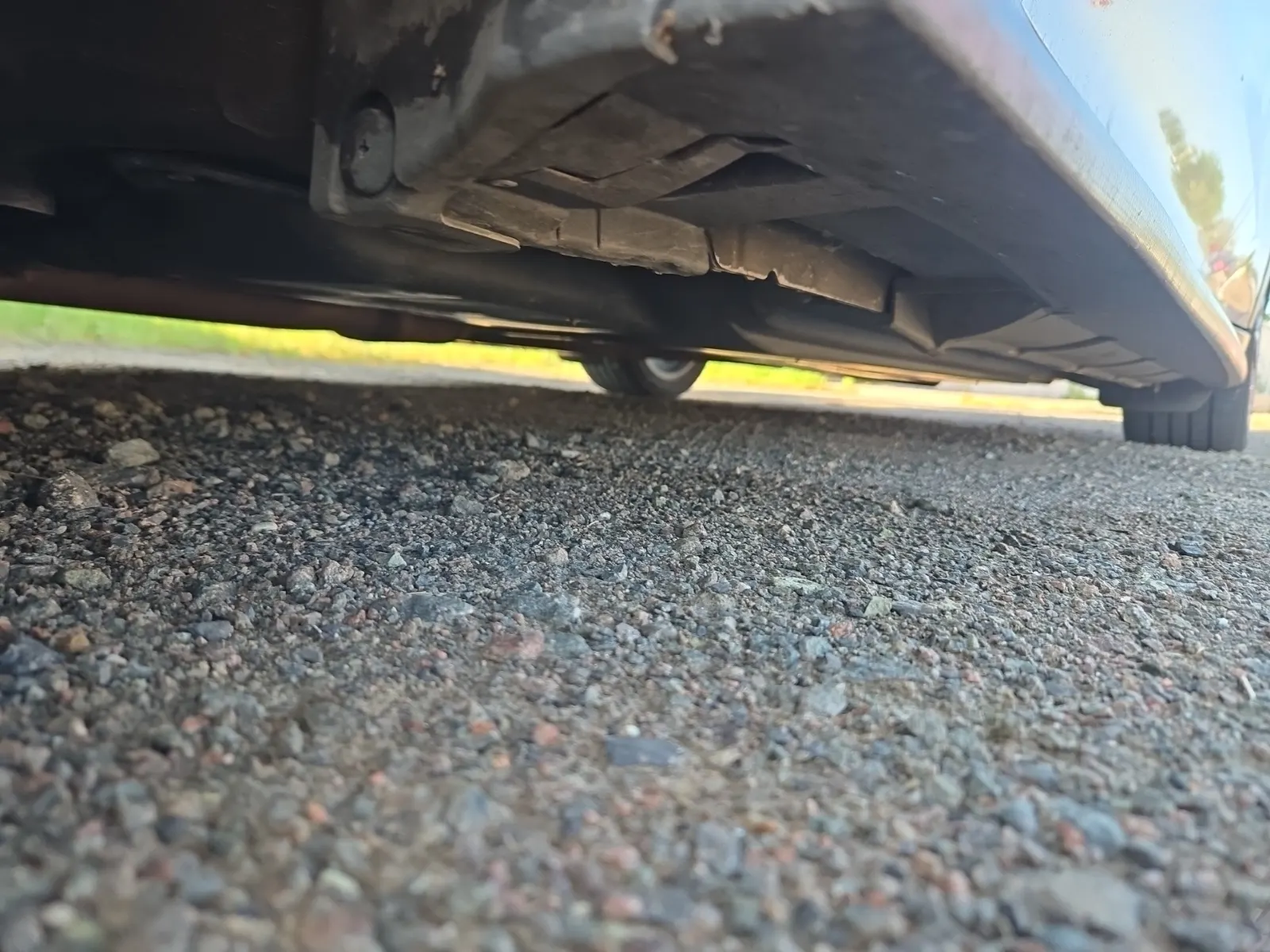Undercarriage - Driver Photo
