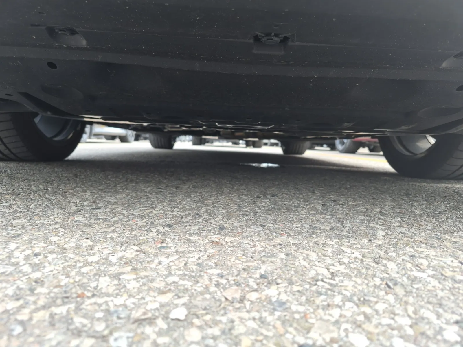 Undercarriage - Front Photo
