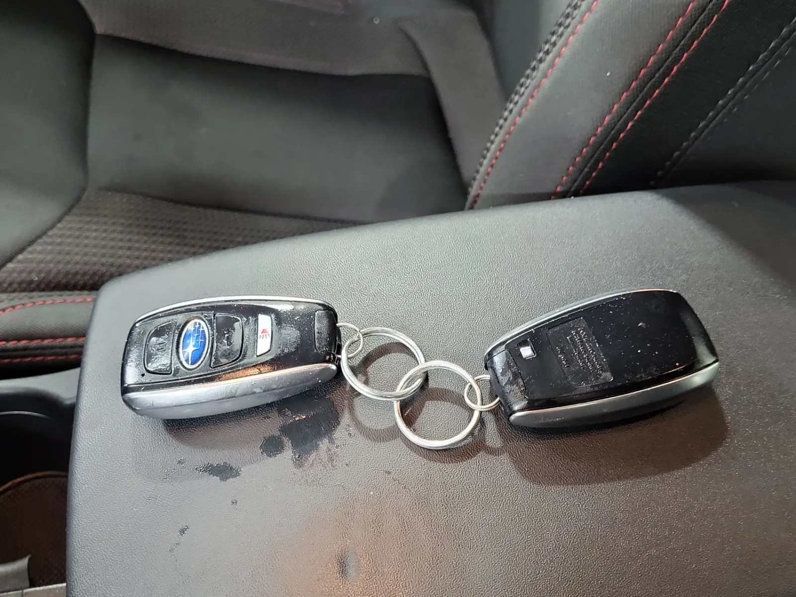 Keys/Fobs/Manual Photo