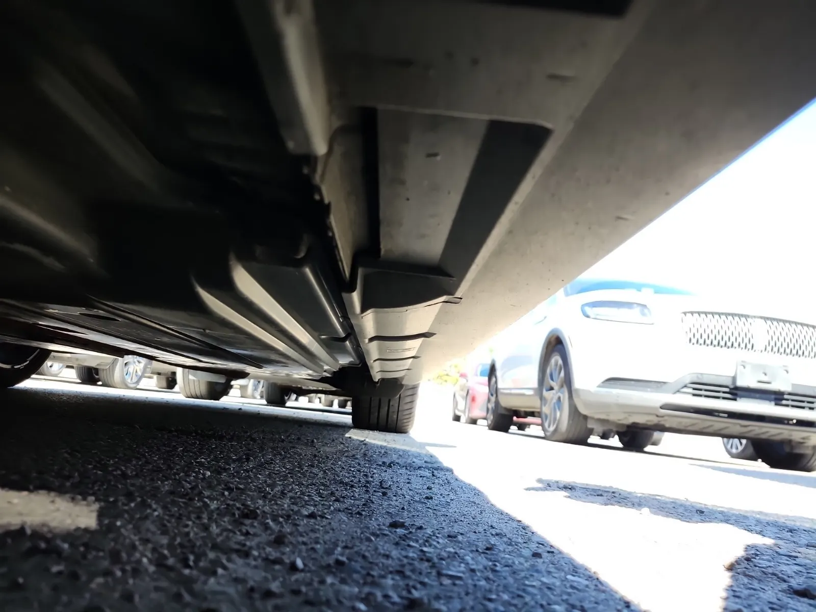 Undercarriage - Driver Photo