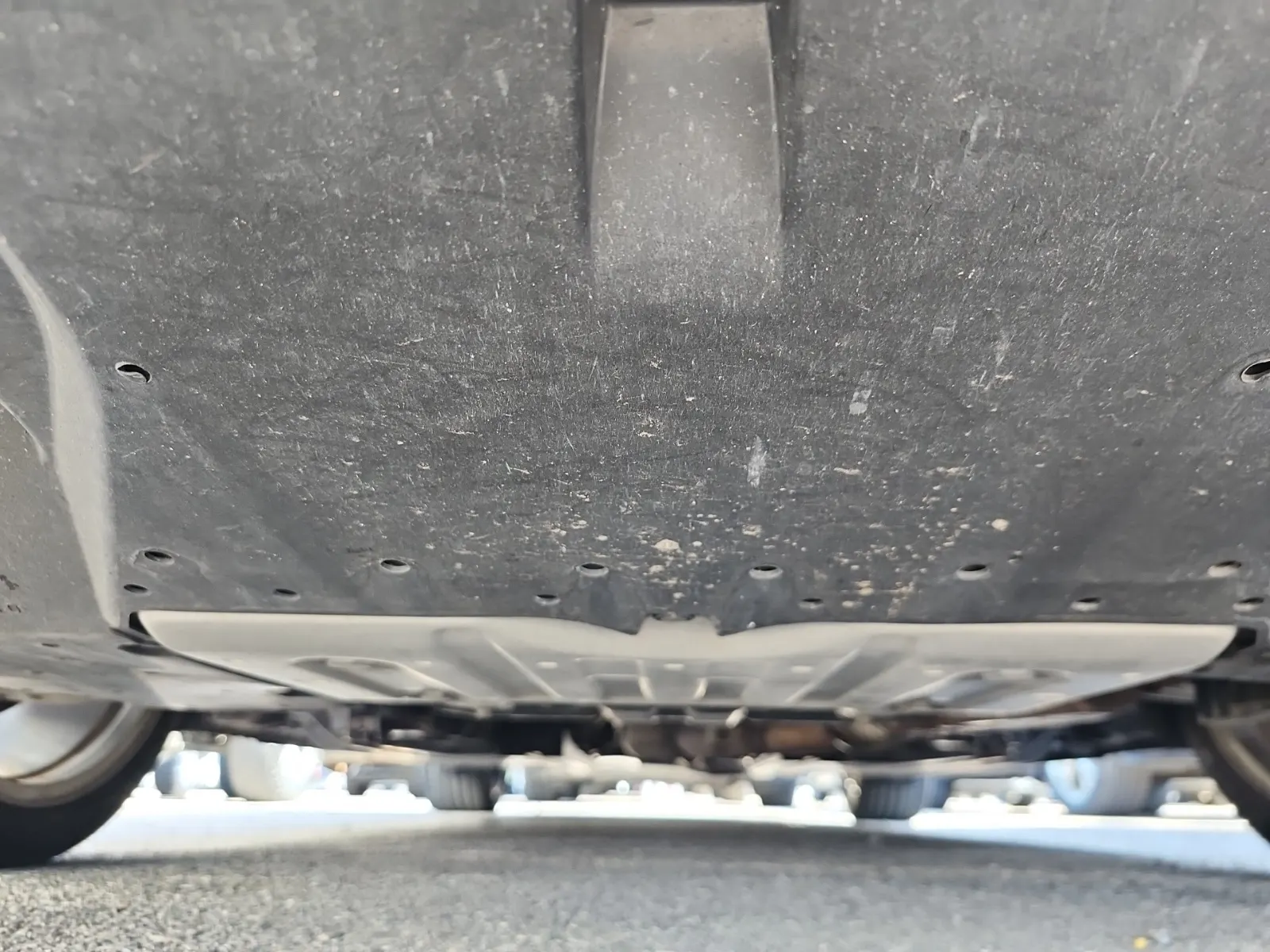 Undercarriage - Front Photo