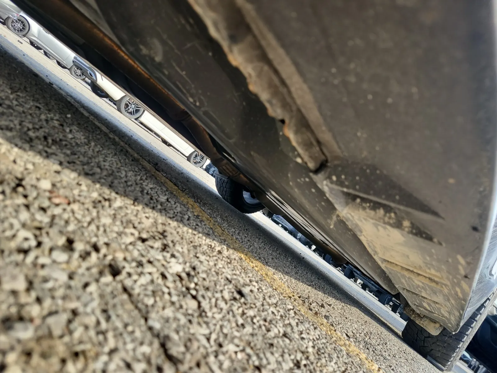 Undercarriage - Driver Photo
