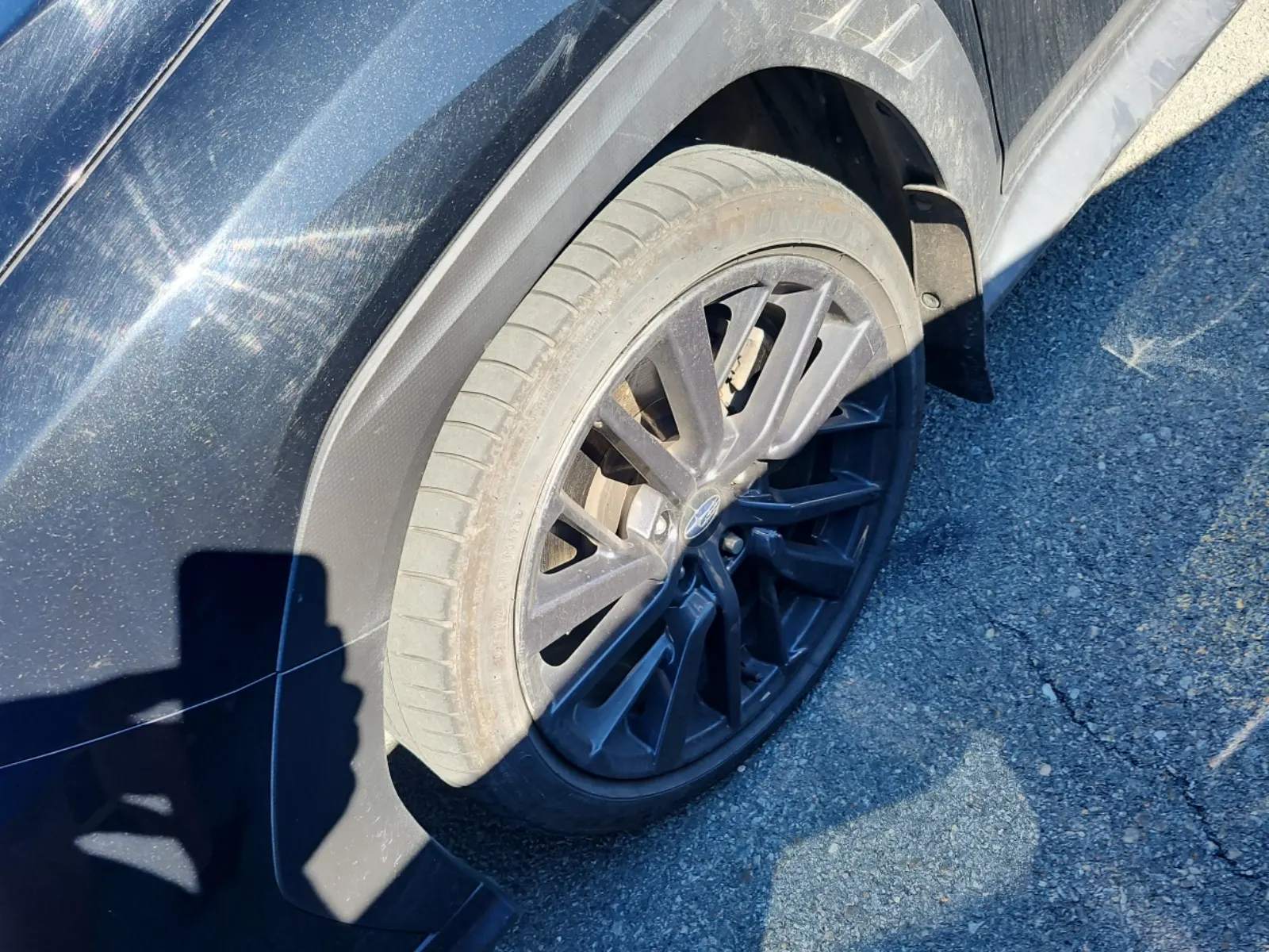 Front driver wheel/tire photo