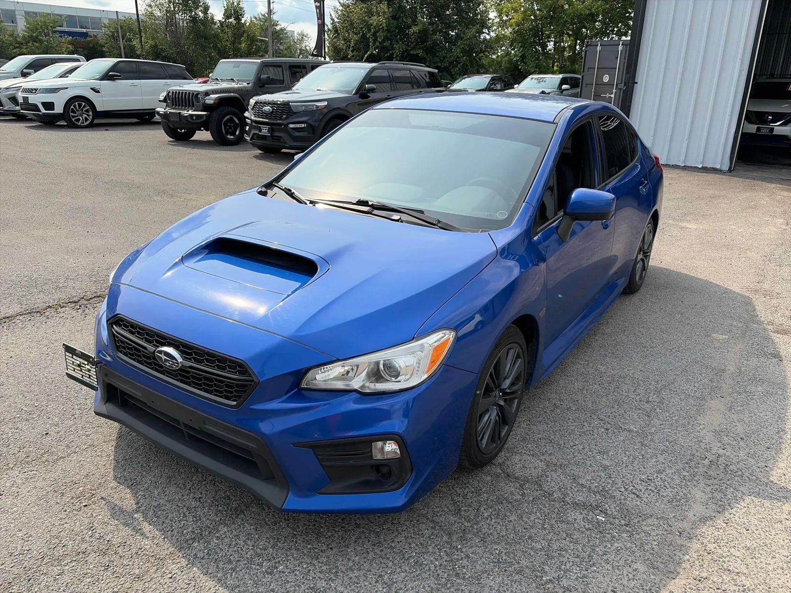 3/4 Front (Main image)