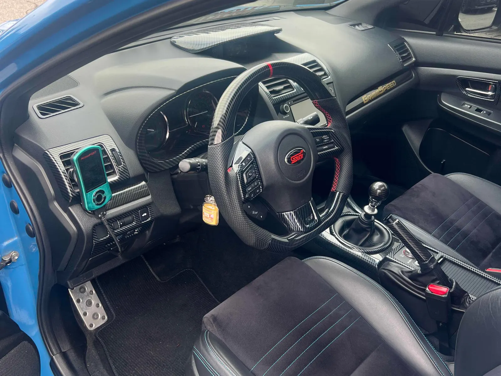 Interior driver side