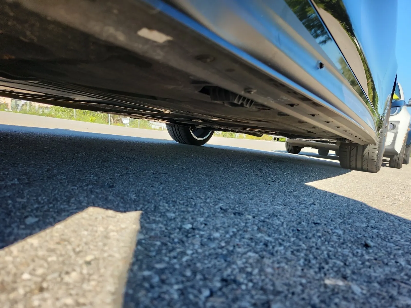 Undercarriage - Driver Photo