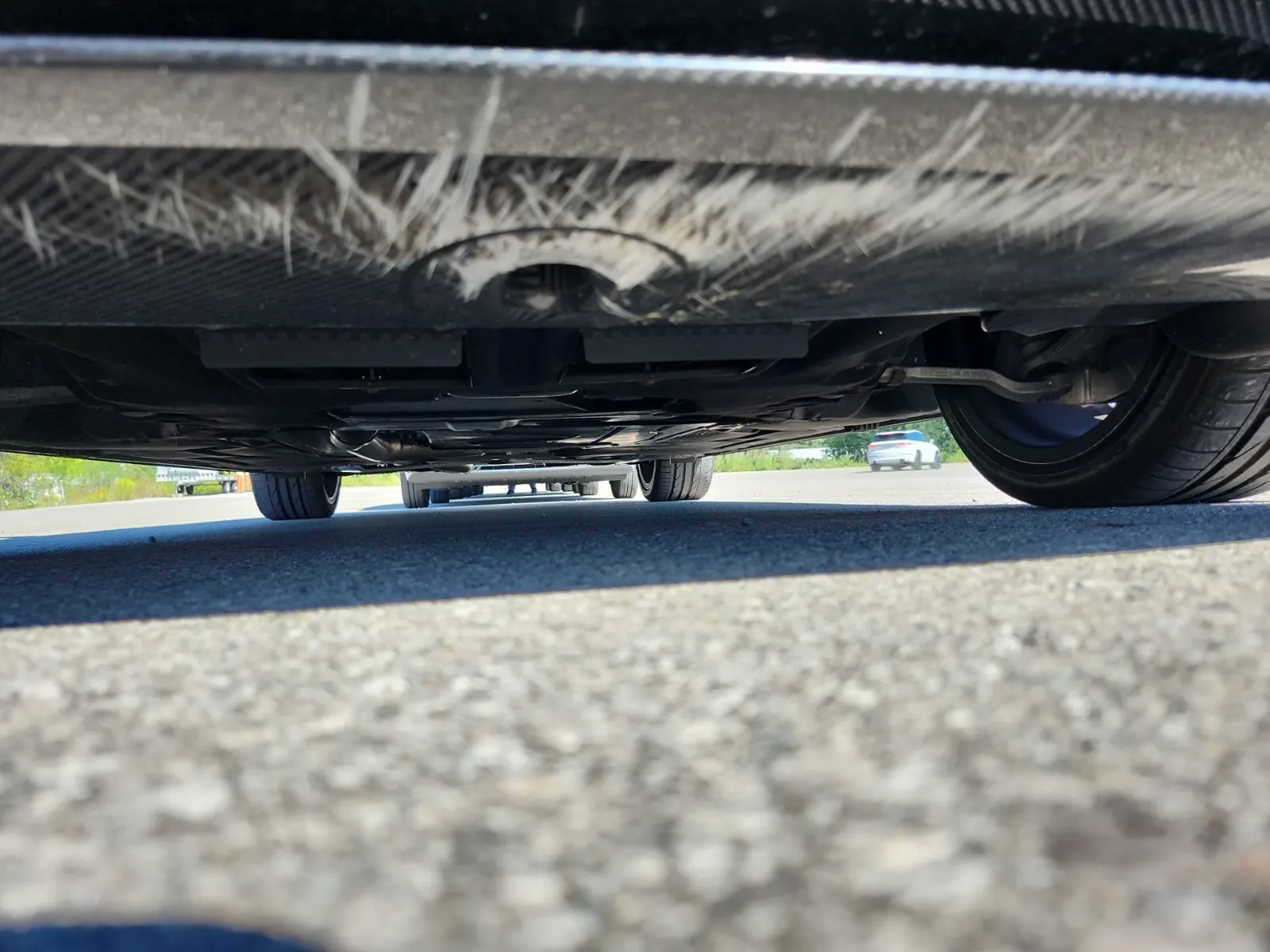 Undercarriage - Front Photo