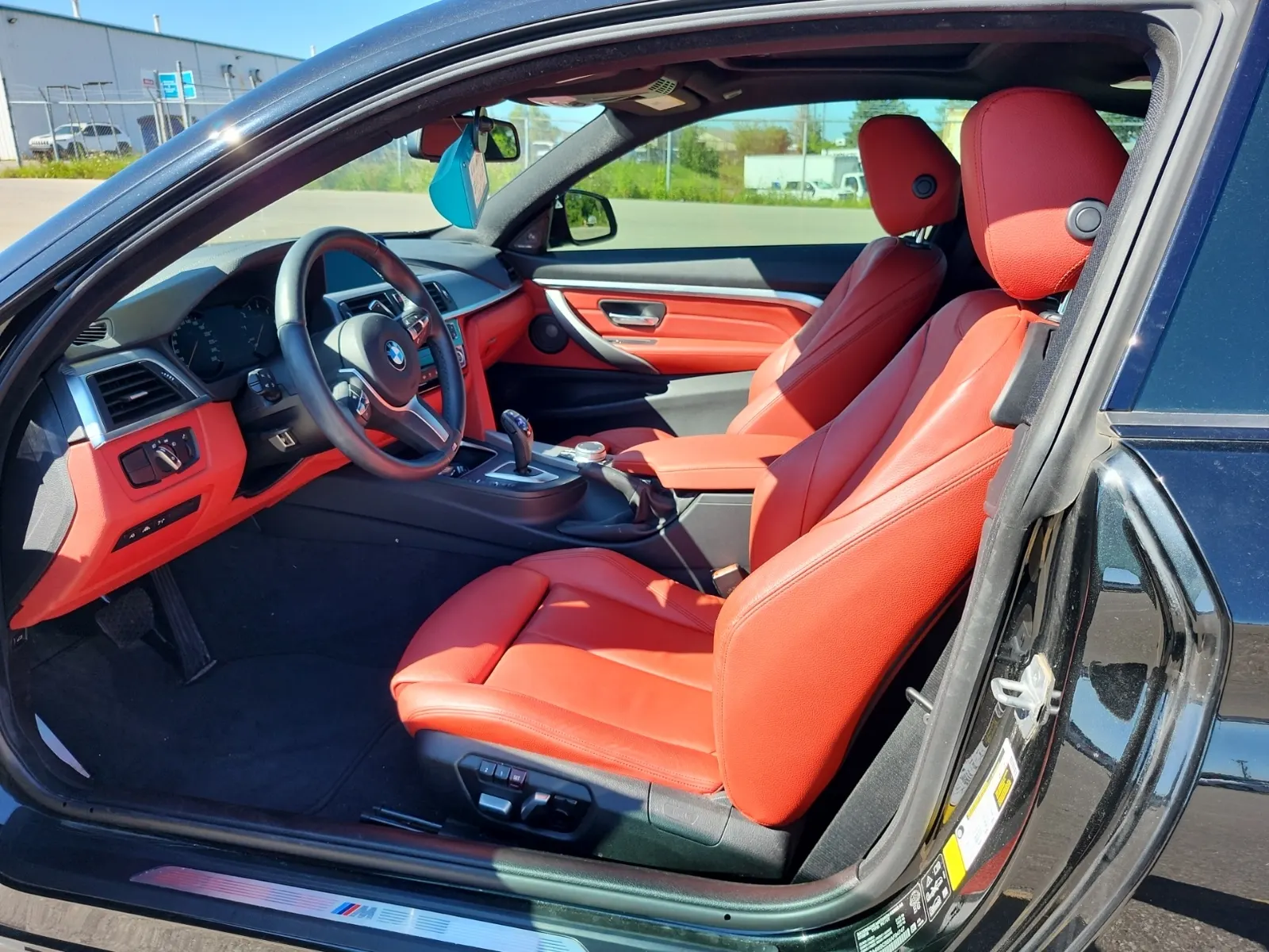 Front Interior Photo