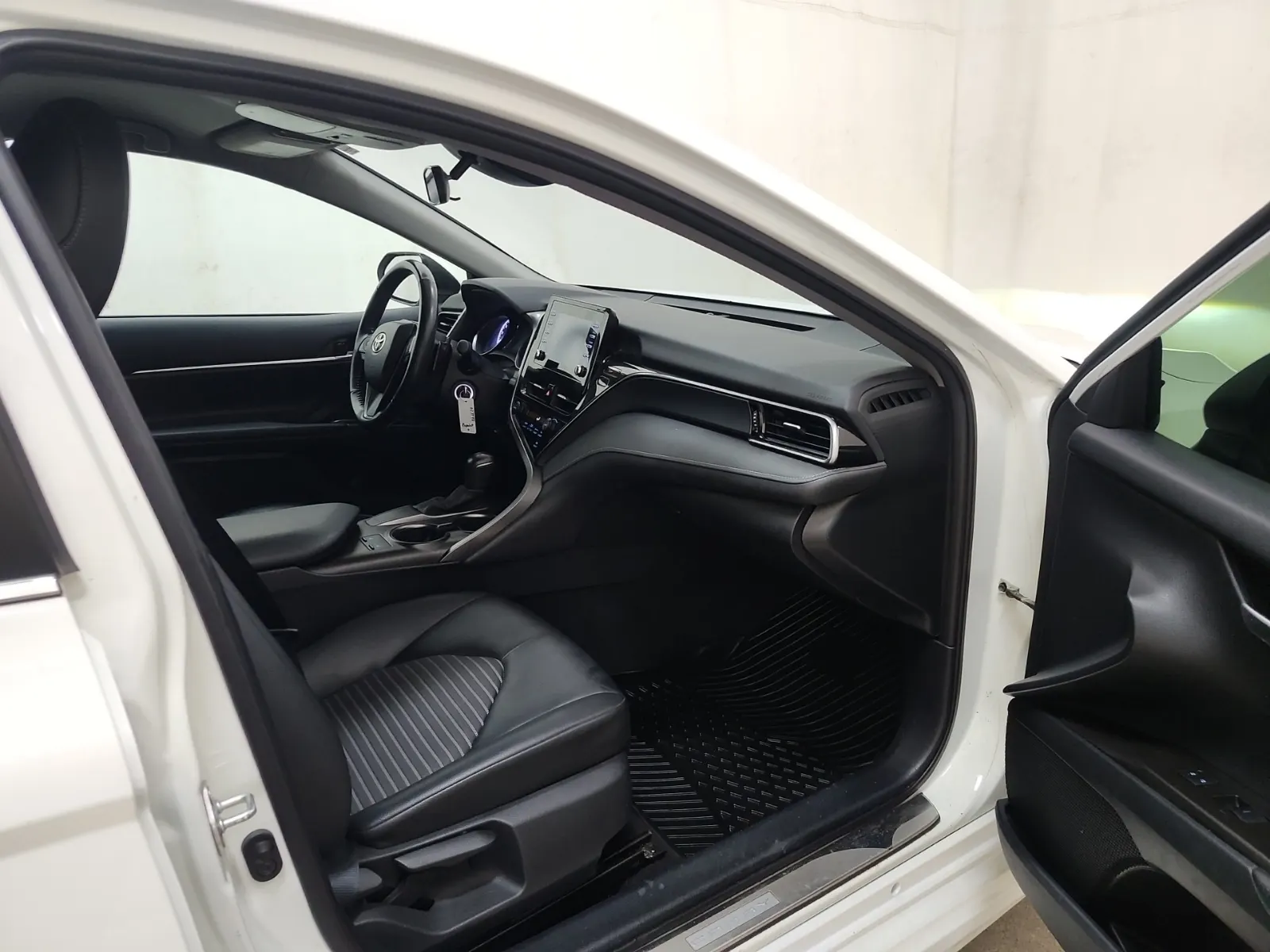Right Side Interior Photo