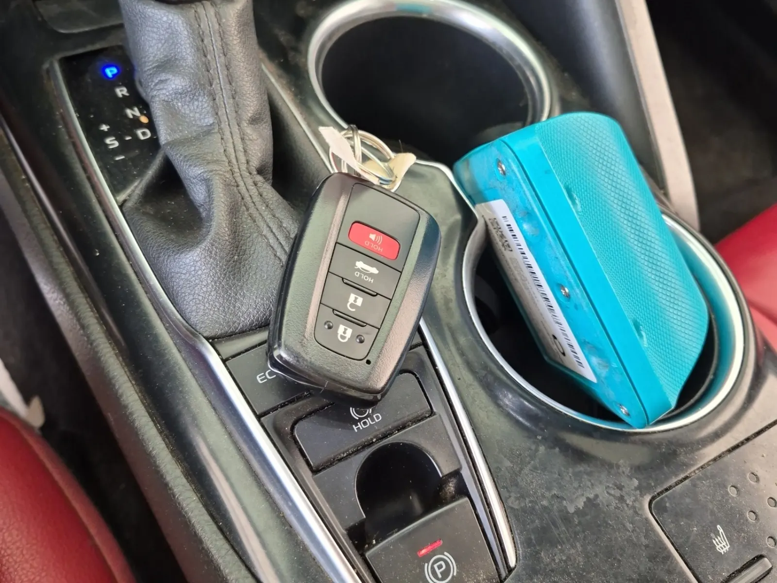 Keys/Fobs/Manual Photo