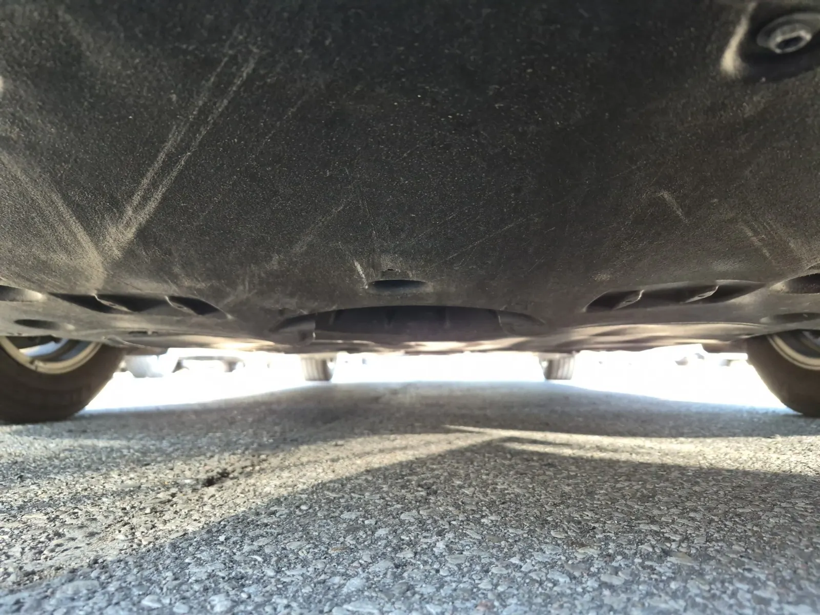 Undercarriage - Front Photo